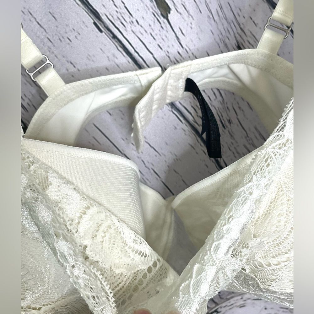 SOMA CAMISOLE BRA IVORY 38D - Picture 3 of 7